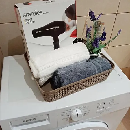 アパート Roses 2