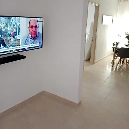 Roses 2 * Skala Sotiros